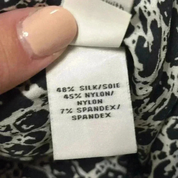 Diane Von Furstenberg Sleeveless JUMPSUIT Silk SIZE 4 BLACK White - Picture 8 of 8